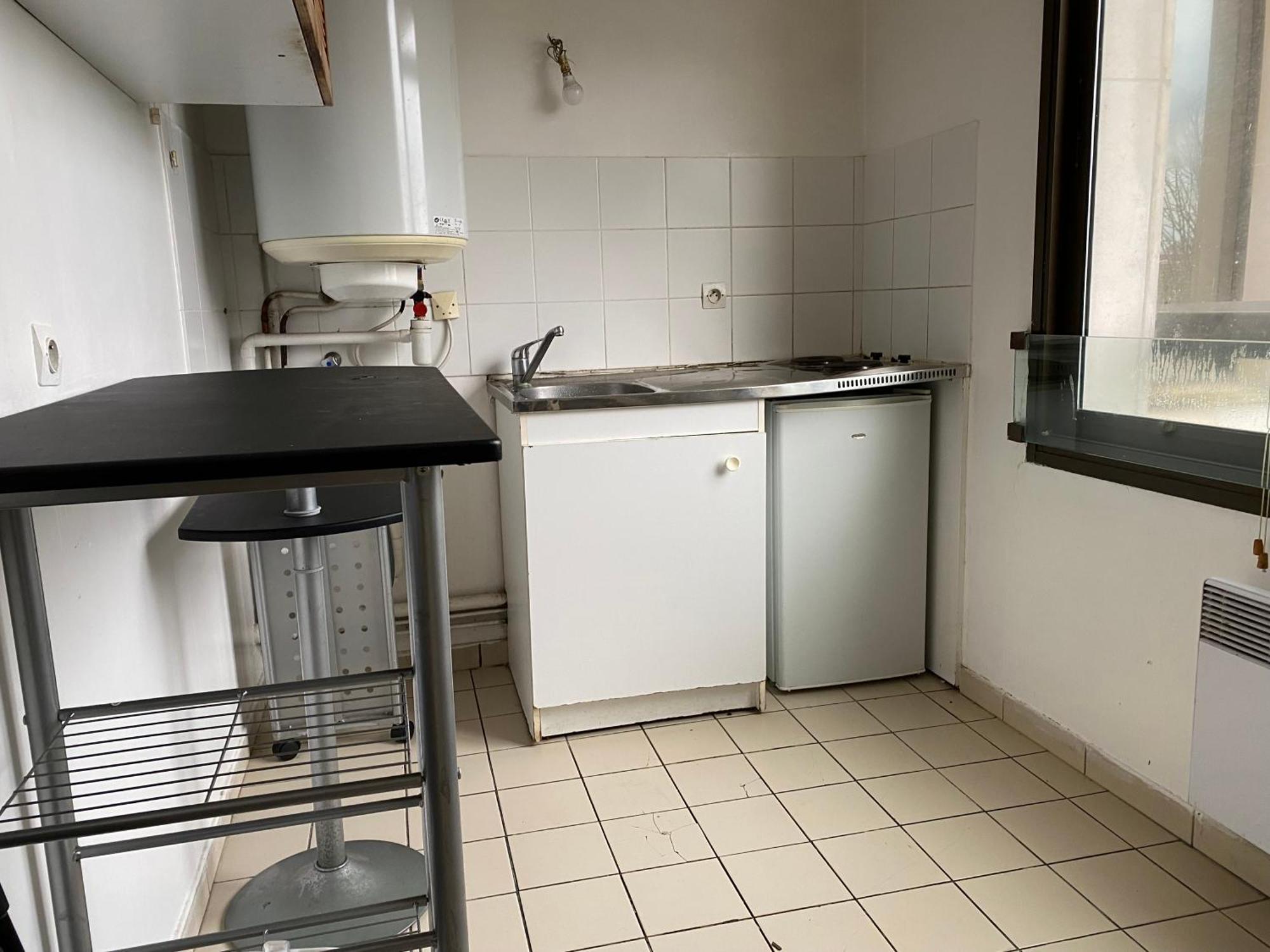 Appart Calme Avec Parking Gratuit Evry-Gregy-sur-Yerre Exteriör bild